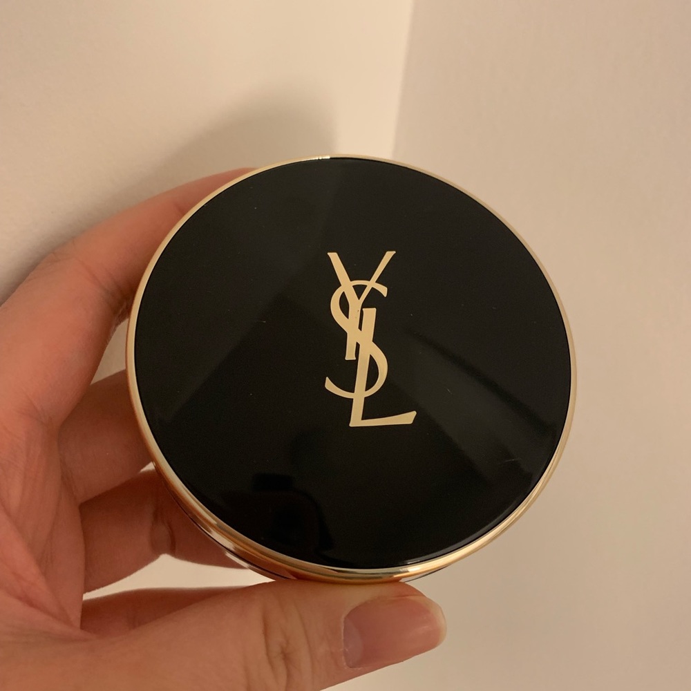 YSL Le Cushion Encre de Peau